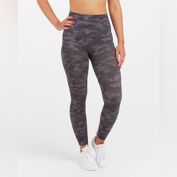 SPANX - Look At Me Now Seamless Shaping Leggings in Heather Camo Print S - Picture 1 of 7